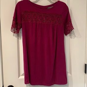 A Pea in the Pod Maternity Top